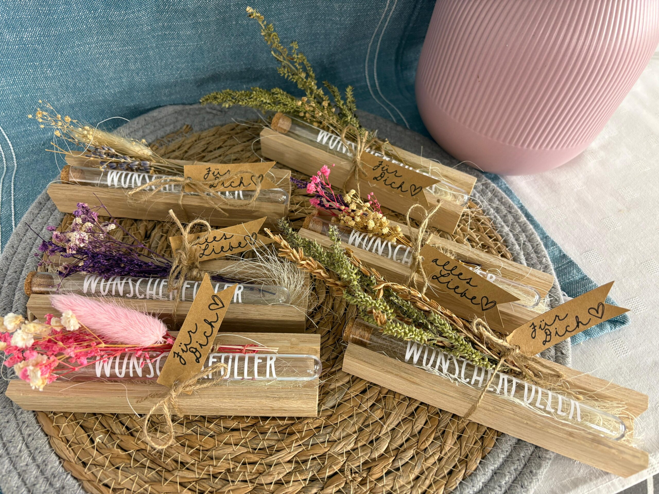 Holzrahmen Wunscherfüller "Reagenzglas"